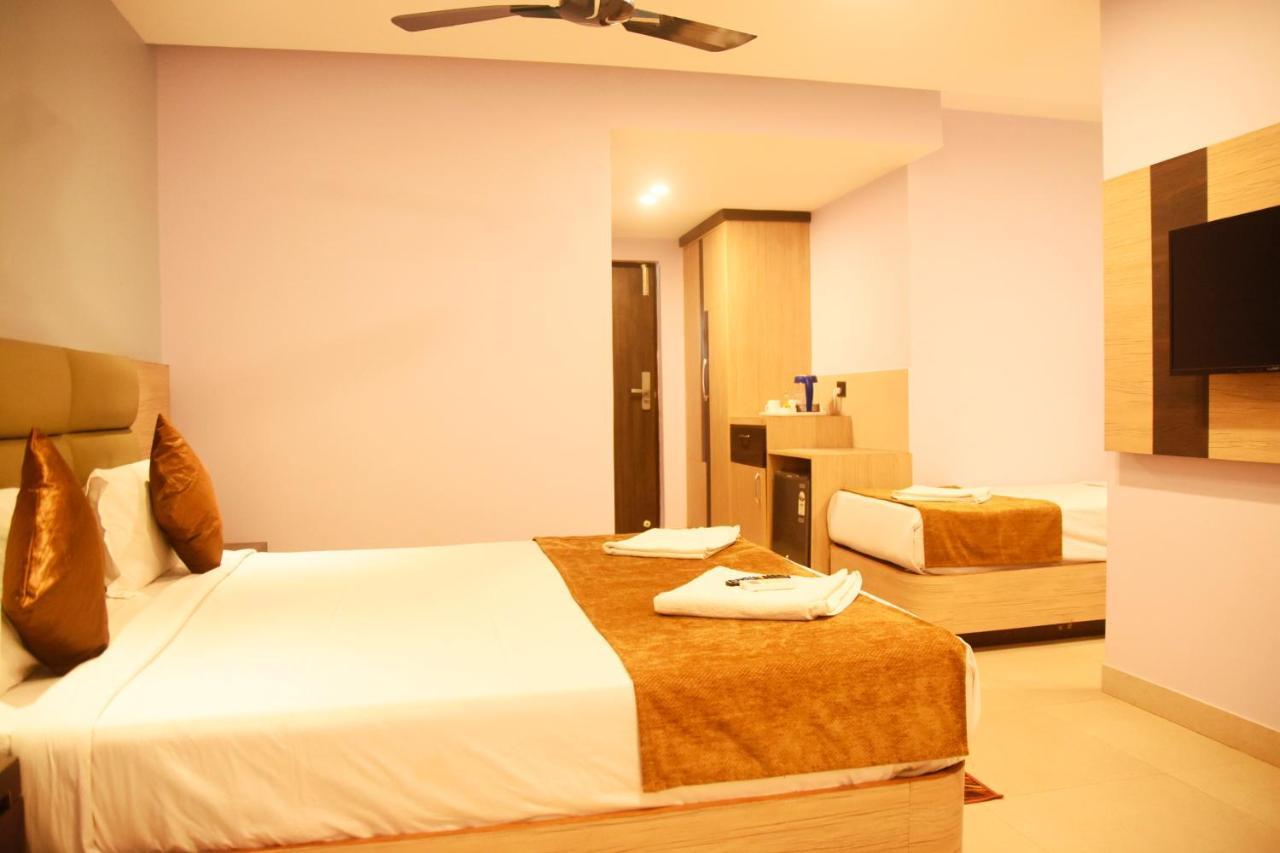 Hotel Om International Gokarna  Exterior foto